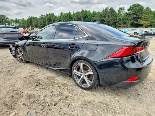 2018 LEXUS IS