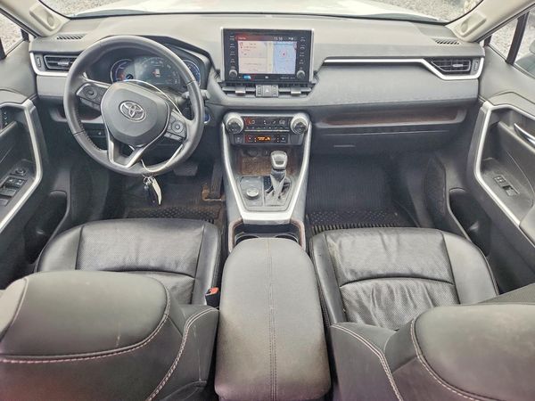 2020 TOYOTA RAV4 Limited HV