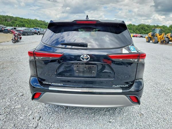 2020 TOYOTA HIGHLANDER Platinum