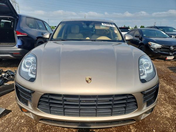 2015 PORSCHE MACAN — DIRF