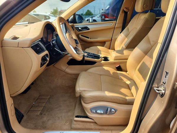 2015 PORSCHE MACAN — DENT