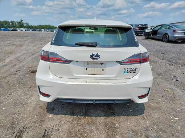 2016 LEXUS CT 200h