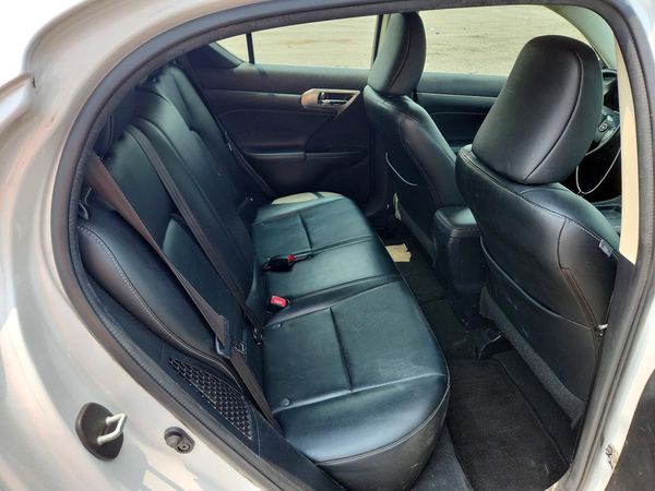 2016 LEXUS CT 200h