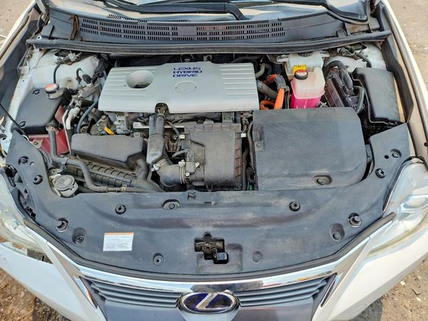 2016 LEXUS CT 200h