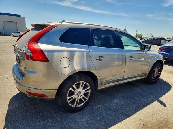 2016 VOLVO XC60