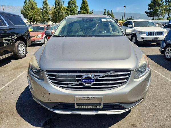 2016 VOLVO XC60