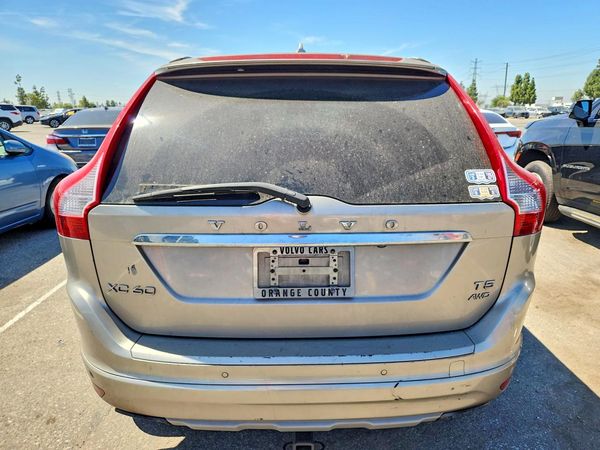 2016 VOLVO XC60