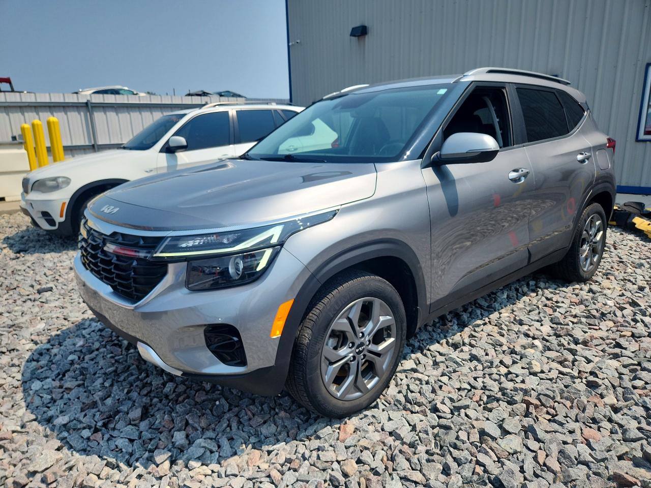 2024 KIA SELTOS S, X-Line