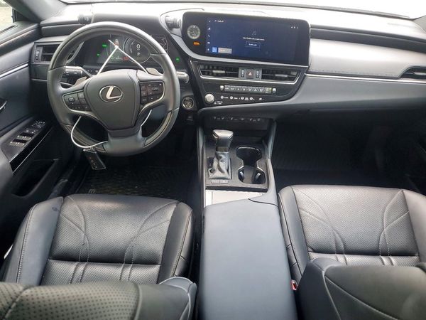 2023 LEXUS ES
