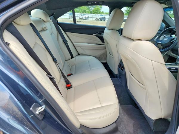 2022 CADILLAC CT4 Luxury+