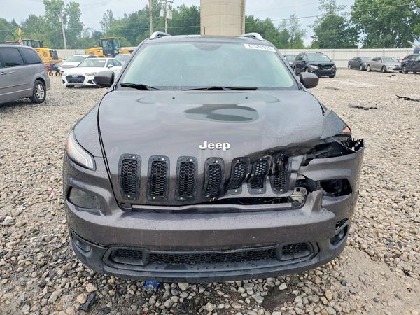 2015 JEEP CHEROKEE LATITUDE 4X4