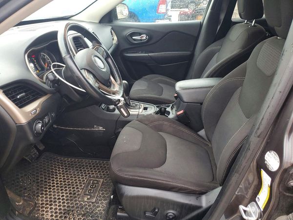 2015 JEEP CHEROKEE LATITUDE 4X4