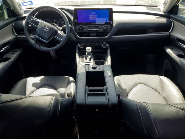 2025 TOYOTA GRAND HIGHLANDER