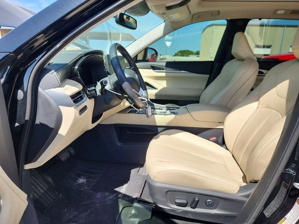 2022 INFINITI QX60 Luxe
