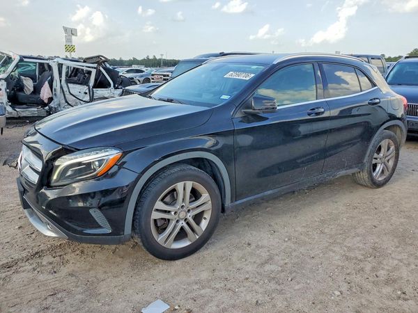2015 MERCEDES-BENZ GLA GLA250