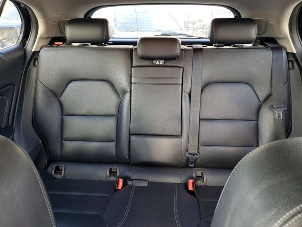 2015 MERCEDES-BENZ GLA GLA250