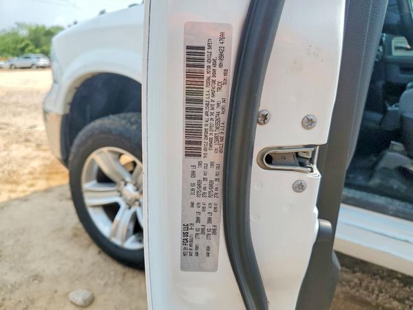 2019 RAM 1500 CLASSIC SLT