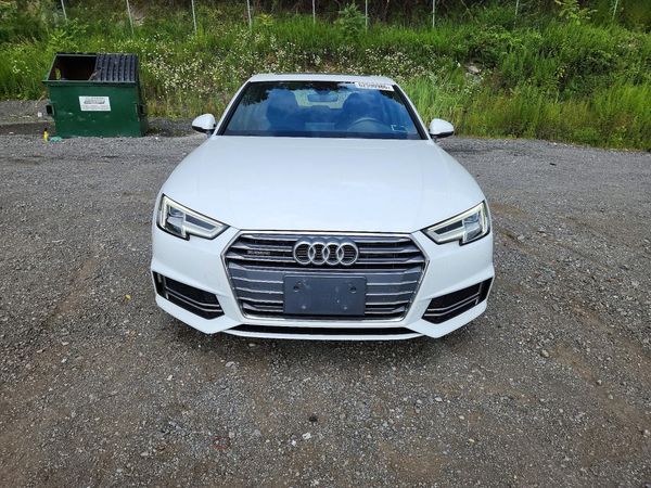 2017 AUDI A4 quattro Premium Plus