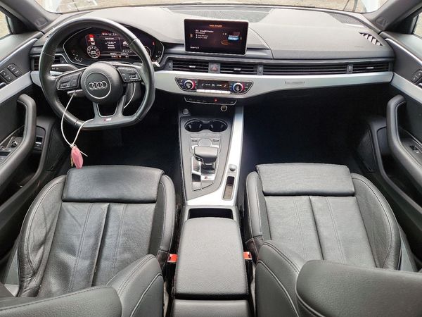 2017 AUDI A4 quattro Premium Plus