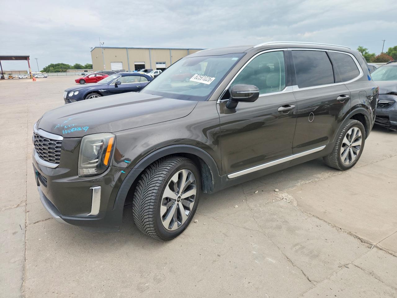 2020 KIA TELLURIDE EX