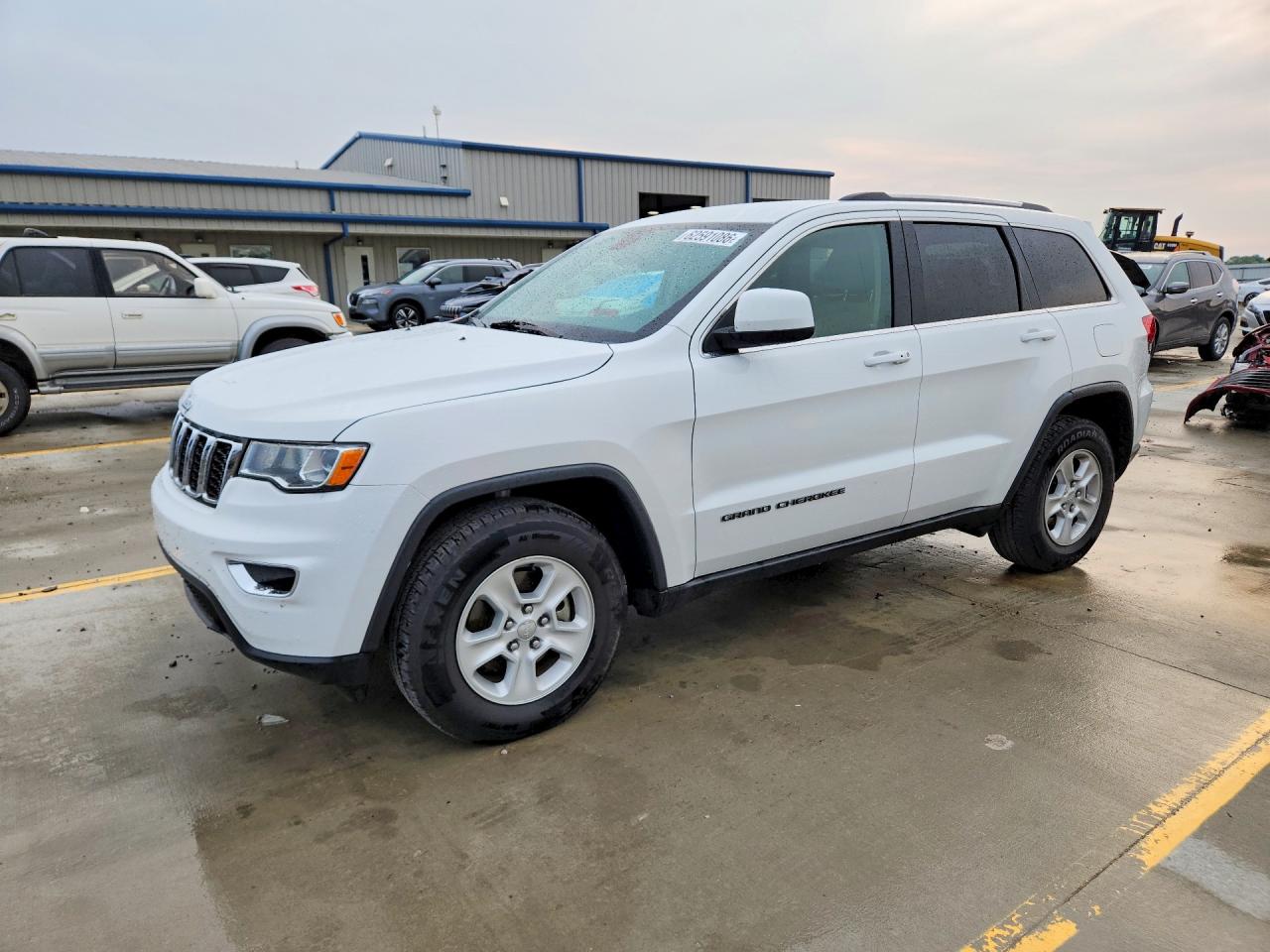 2017 JEEP GRAND CHEROKEE LAREDO 4X2