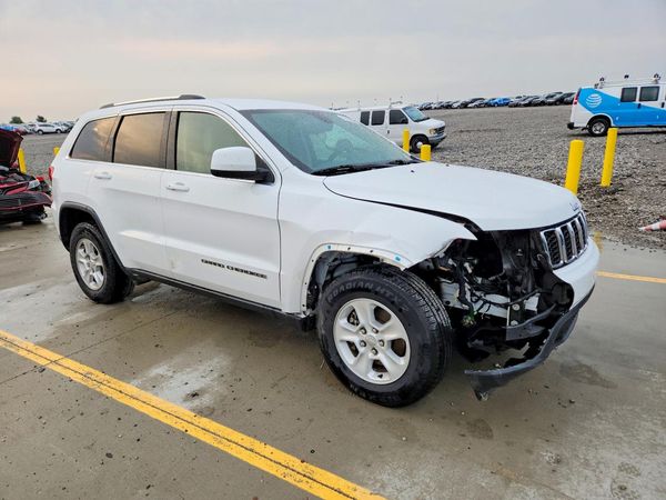 2017 JEEP GRAND CHEROKEE LAREDO 4X2