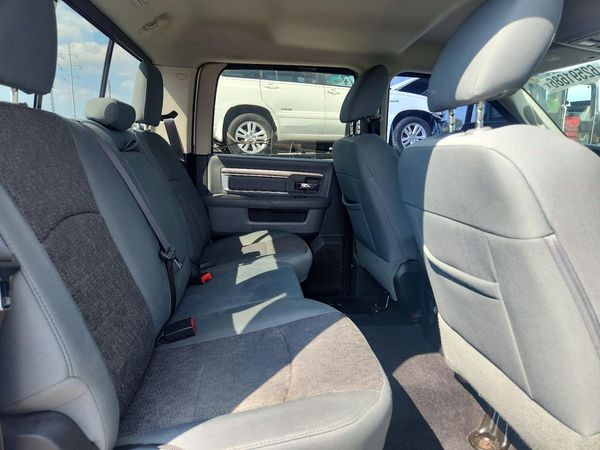 2017 RAM 1500 SLT