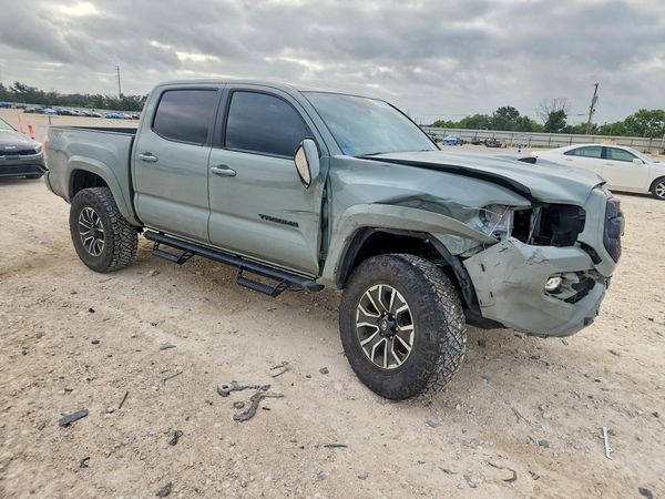 2023 TOYOTA TACOMA SR5