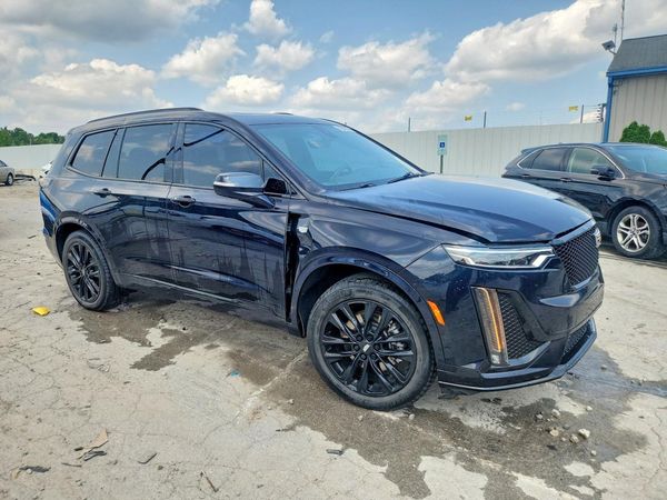 2021 CADILLAC XT6 Sport