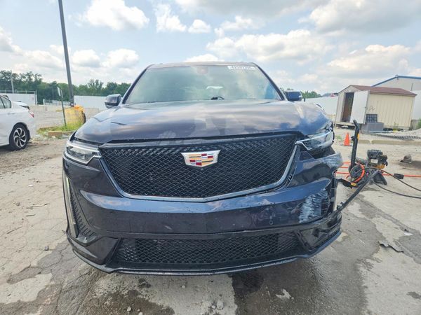 2021 CADILLAC XT6 Sport
