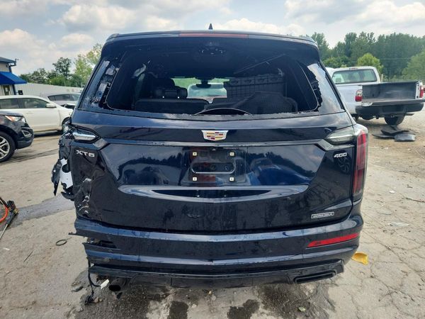 2021 CADILLAC XT6 Sport