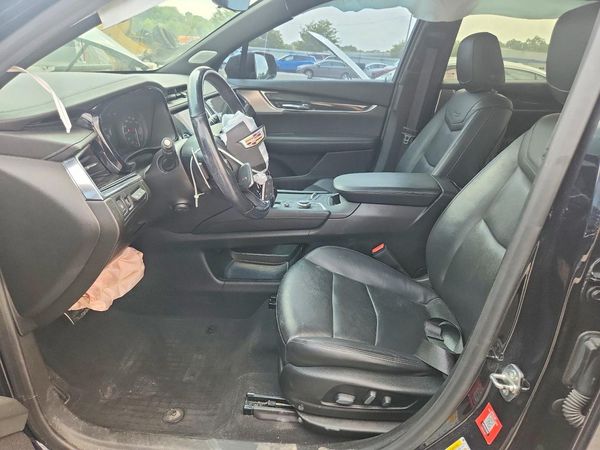 2021 CADILLAC XT6 Sport