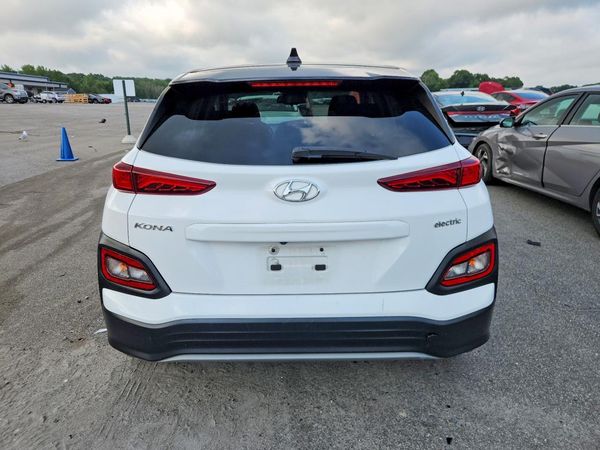 2021 HYUNDAI KONA SEL