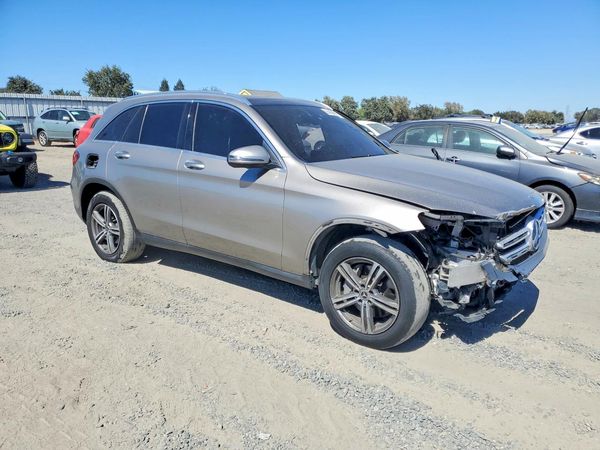 2020 MERCEDES-BENZ GLC GLC300-4M