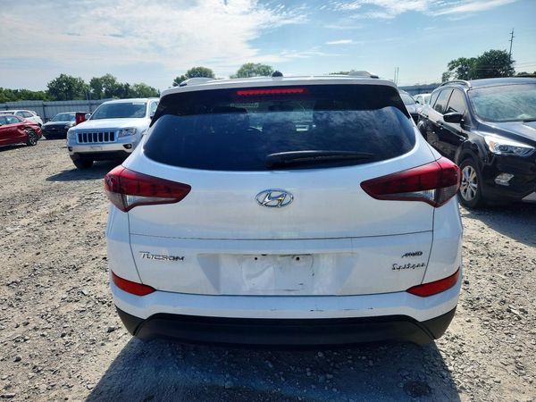 2017 HYUNDAI TUCSON