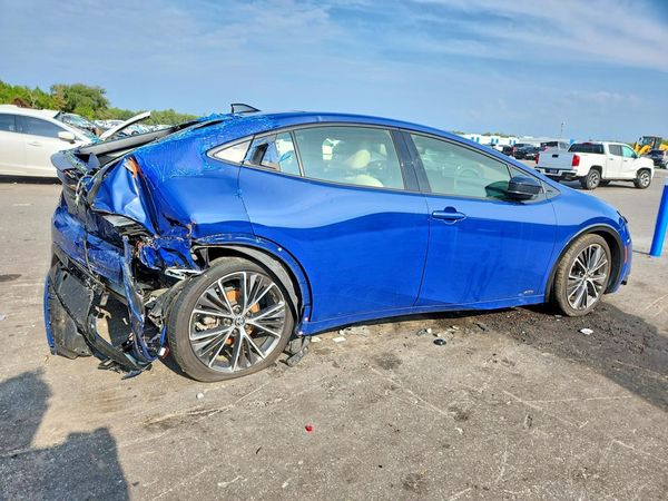 2023 TOYOTA PRIUS