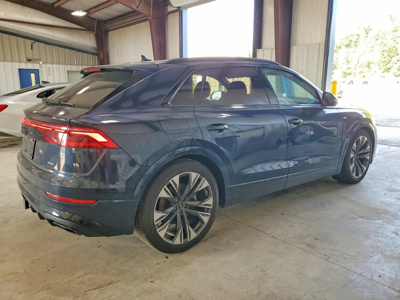 2025 AUDI Q8