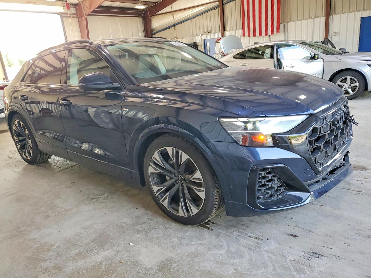2025 AUDI Q8