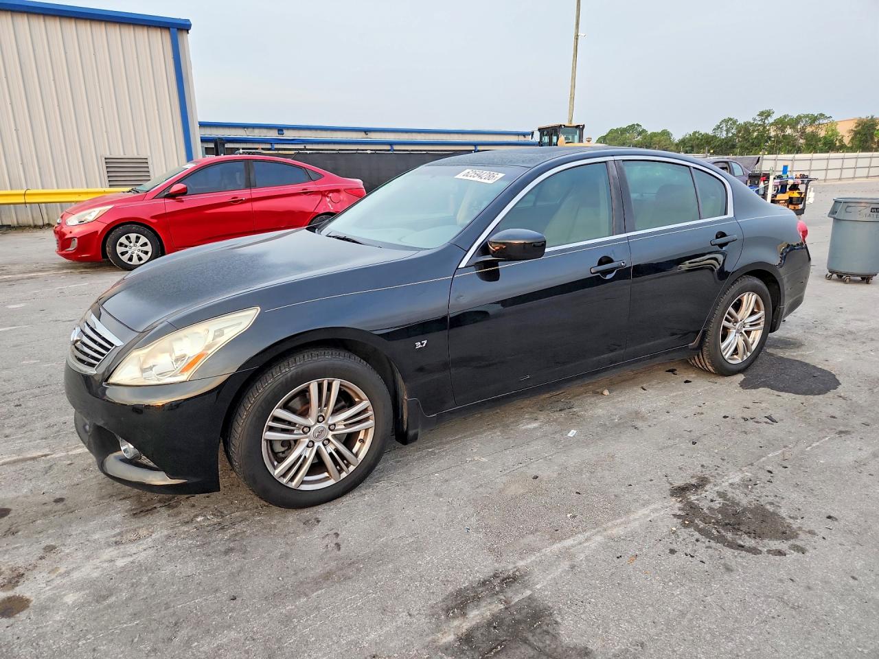 2015 INFINITI Q40