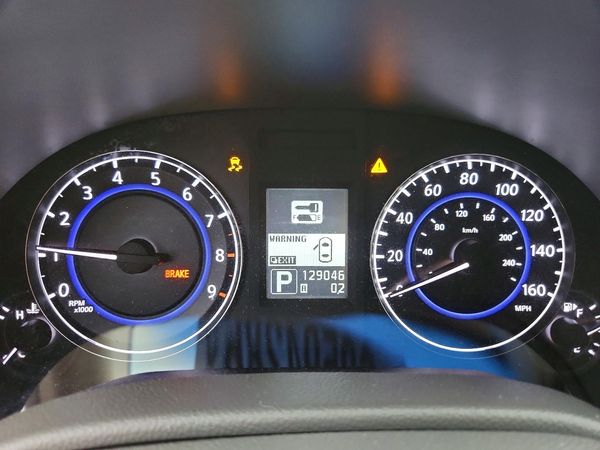 2015 INFINITI Q40