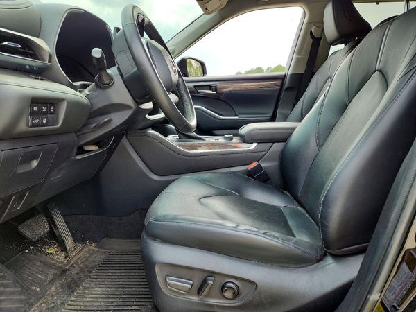 2023 TOYOTA HIGHLANDER