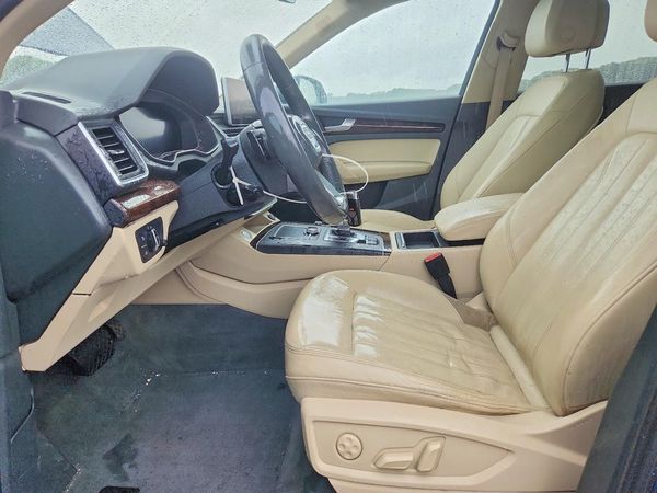 2018 AUDI Q5 quattro Premium Plus