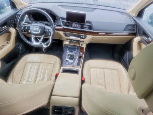 2018 AUDI Q5 quattro Premium Plus
