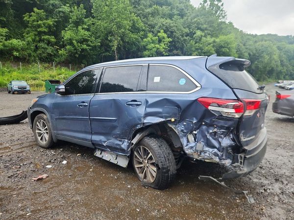 2019 TOYOTA HIGHLANDER