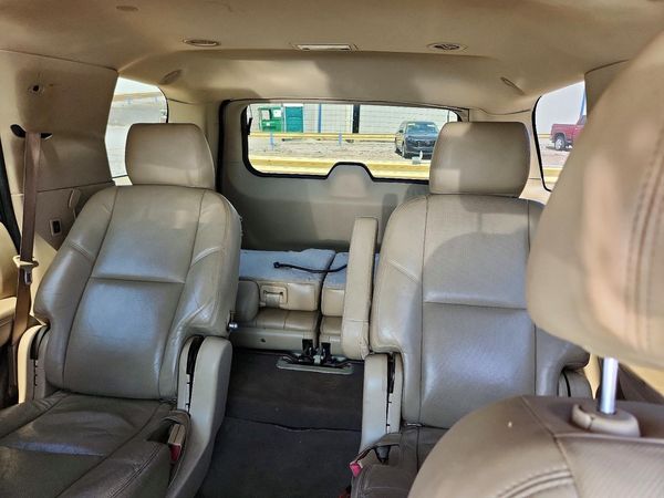 2013 CADILLAC ESCALADE Luxury