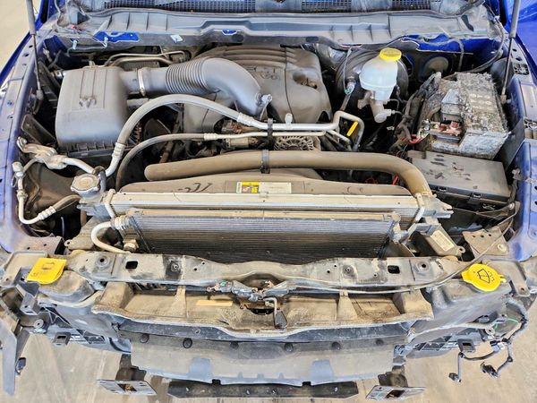2017 RAM 1500 SLT CREW CAB 4X4