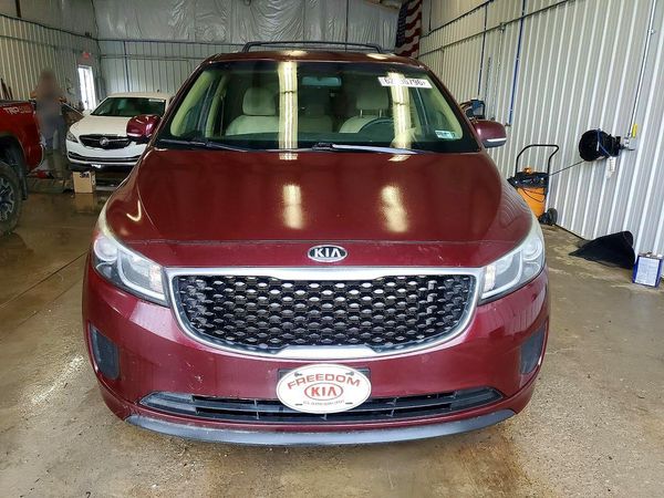 2016 KIA SEDONA LX - Middle-low
