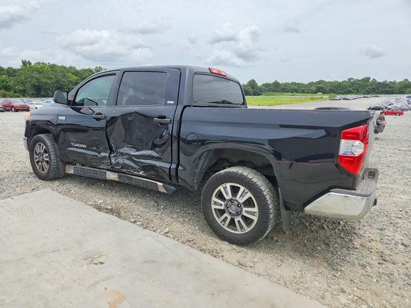 2017 TOYOTA TUNDRA SR5