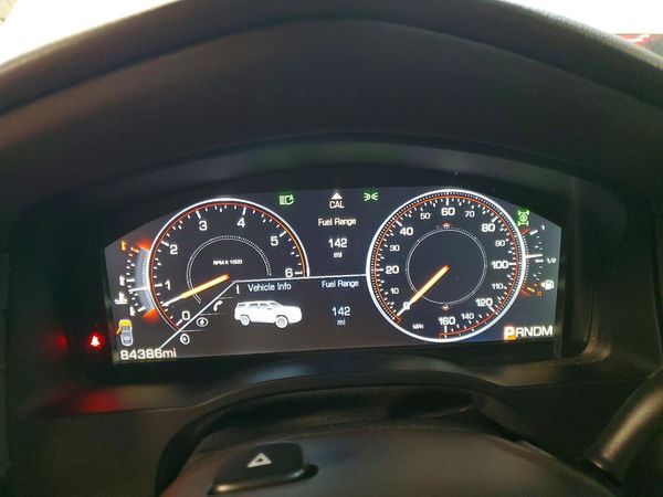 2015 CADILLAC ESCALADE Luxury
