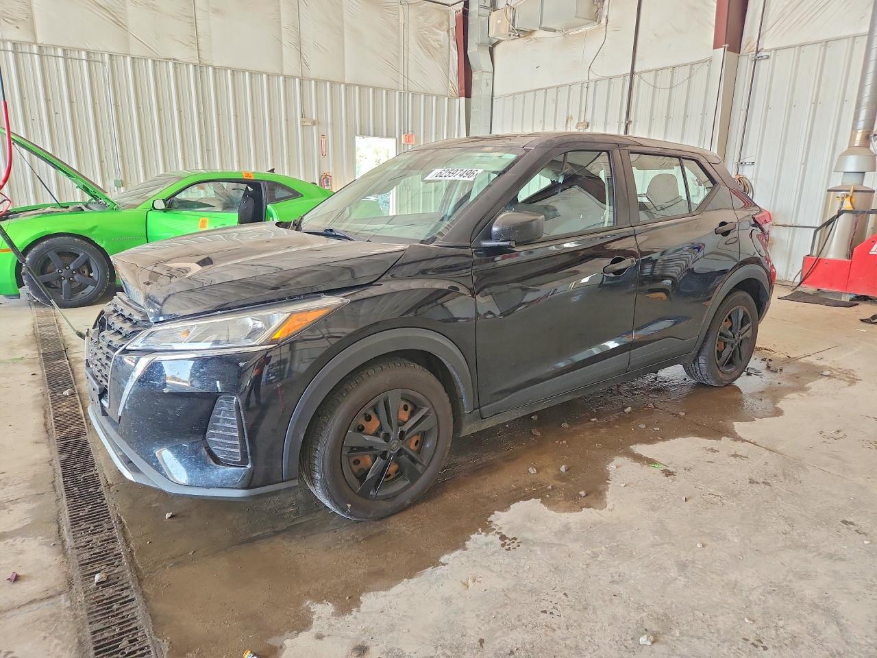 2023 NISSAN KICKS S